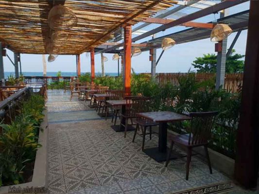 Nhà hàng hải sản ngon gần Vinpearl Phú Quốc:Quán Quen Phú Quốc